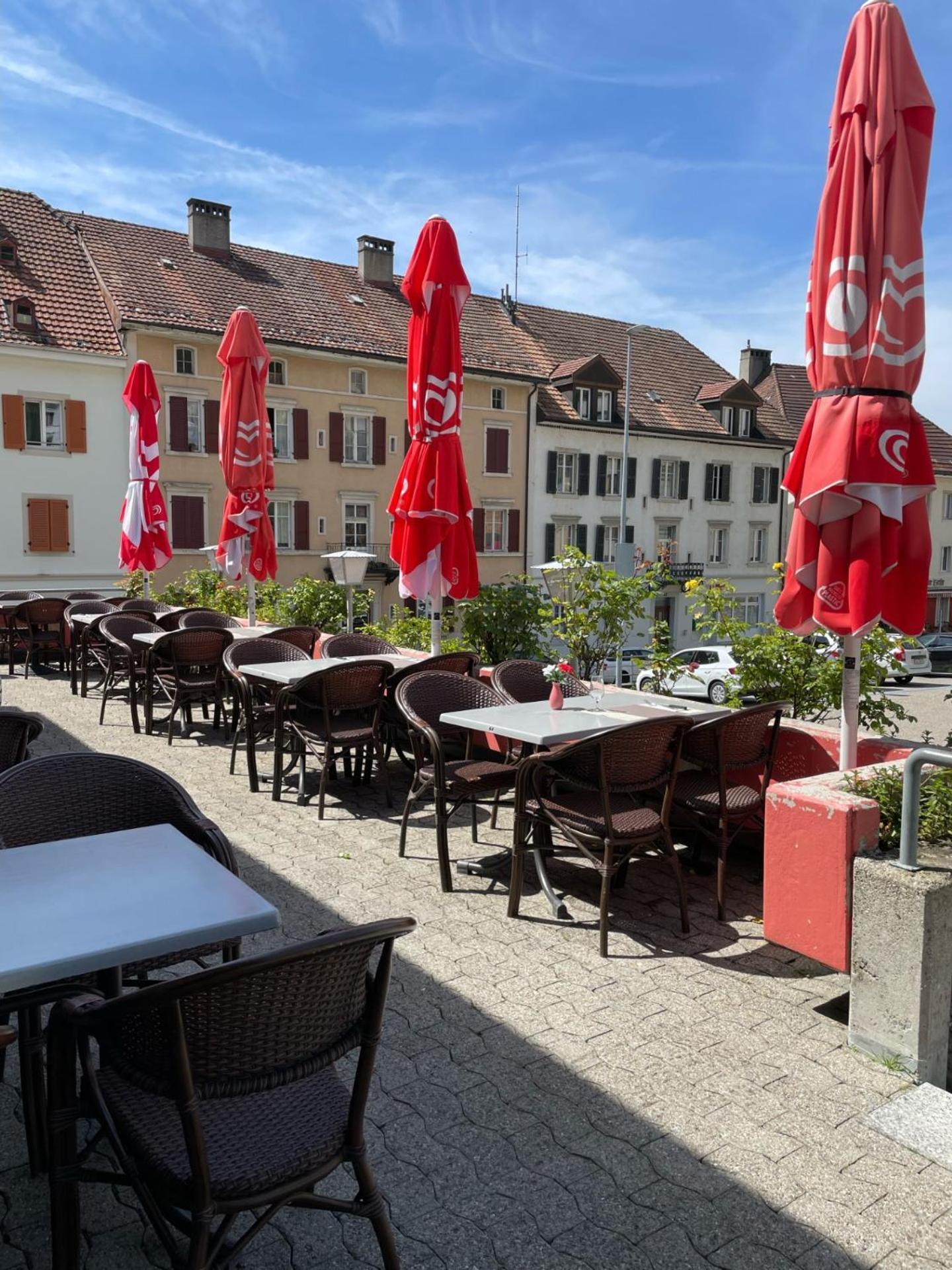 Hotel La Fontaine Saint-Imier Exterior photo